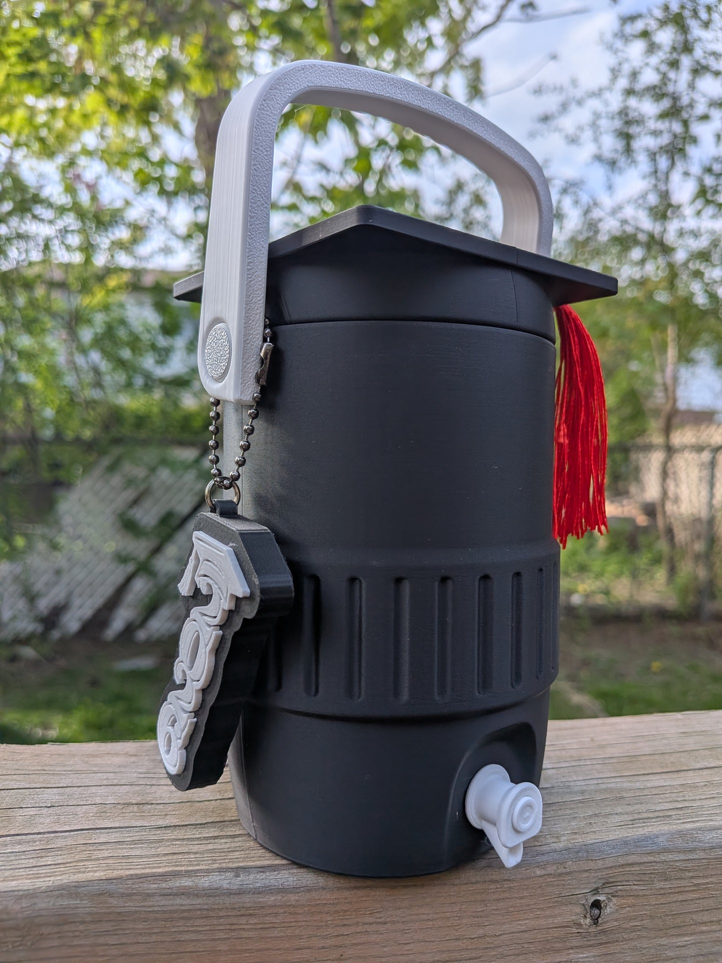 🎓 Celebrate graduation in style with this one-of-a-kind 3D printed Graduation Drink Koozie