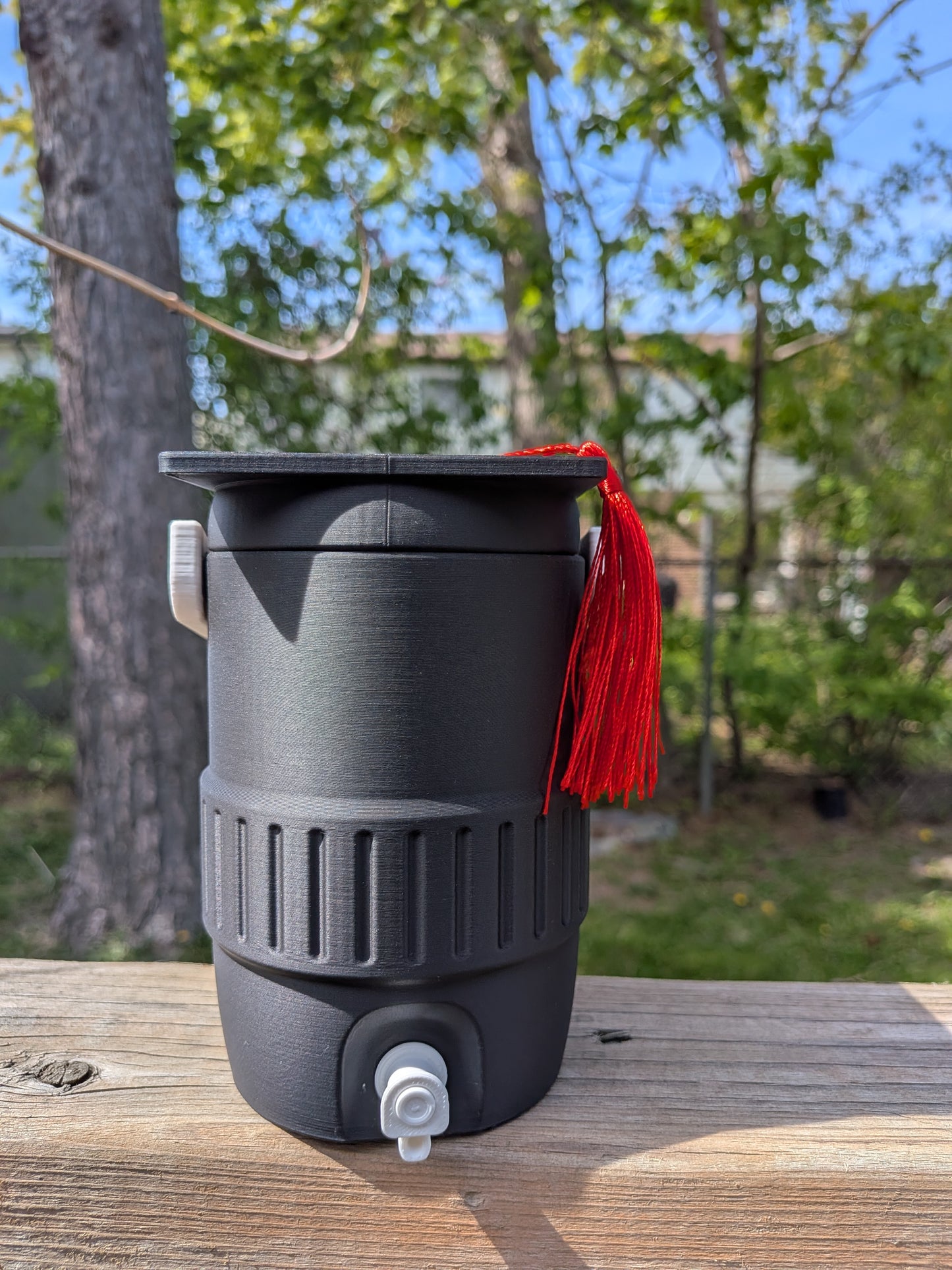 🎓 Celebrate graduation in style with this one-of-a-kind 3D printed Graduation Drink Koozie